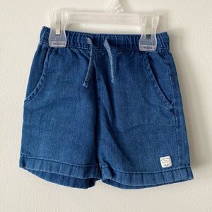 Bermuda shorts